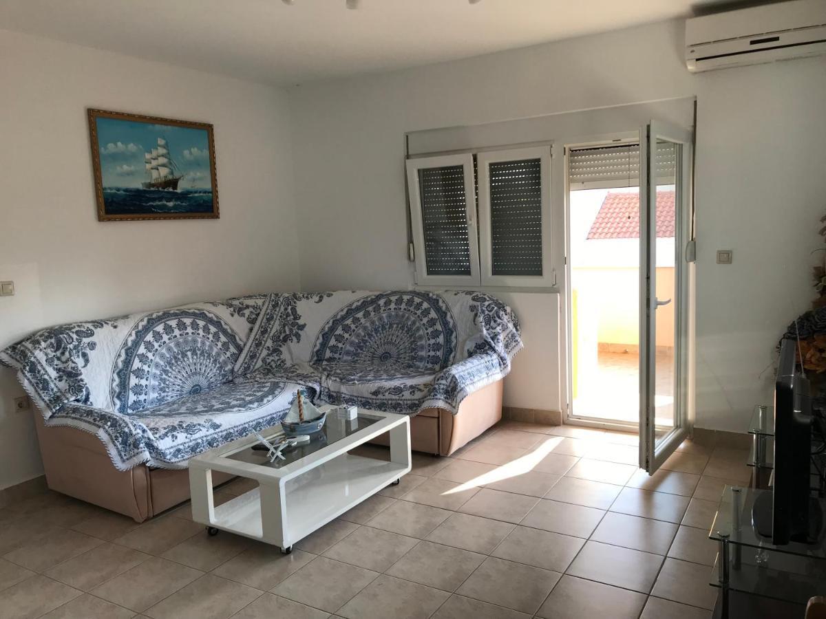 Apartmani Livk Debeljak Exterior photo